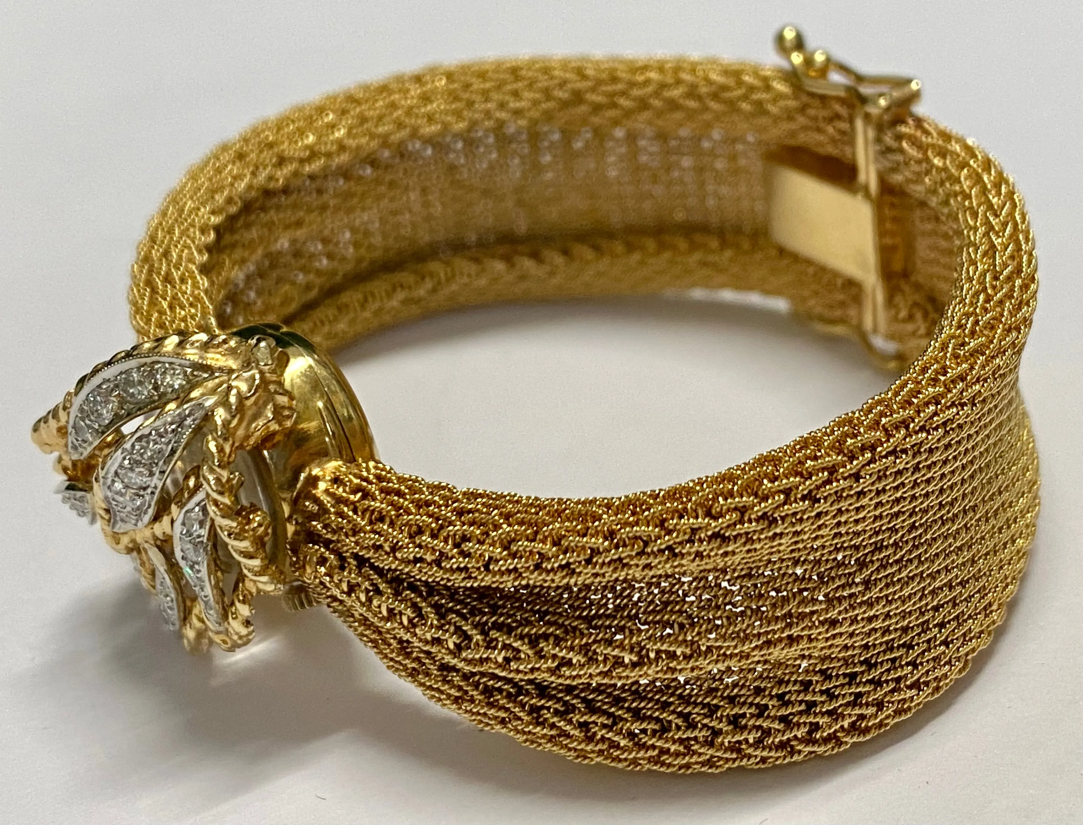 BAUME & MERCIER Vintage Unique Solid Gold w/ 24 Diamonds Watch- $20K APR w/ COA!
