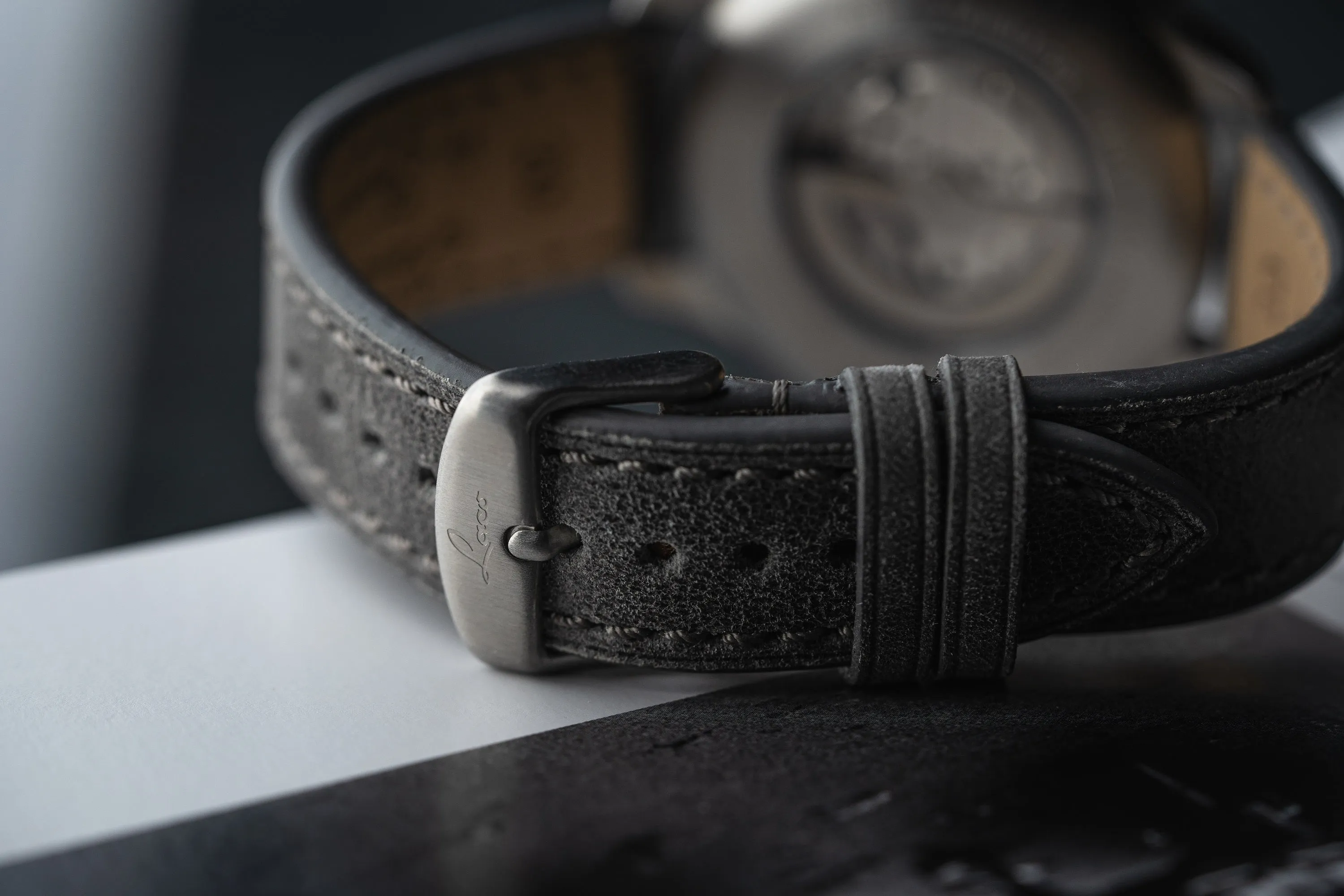 LACO PILOT WATCHES BASIC AACHEN GRAU 39 MM AUTOMATIC