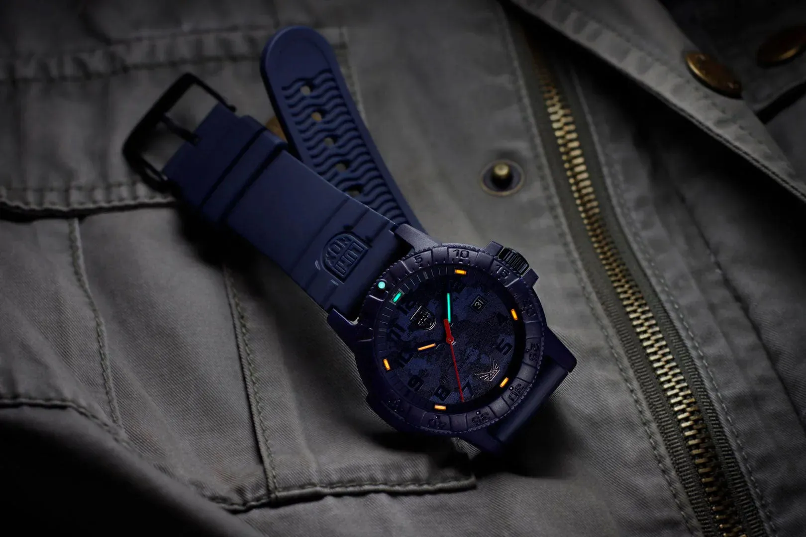Luminox Volition America Leatherback Sea Turtle Giant Navy Out, 44 mm