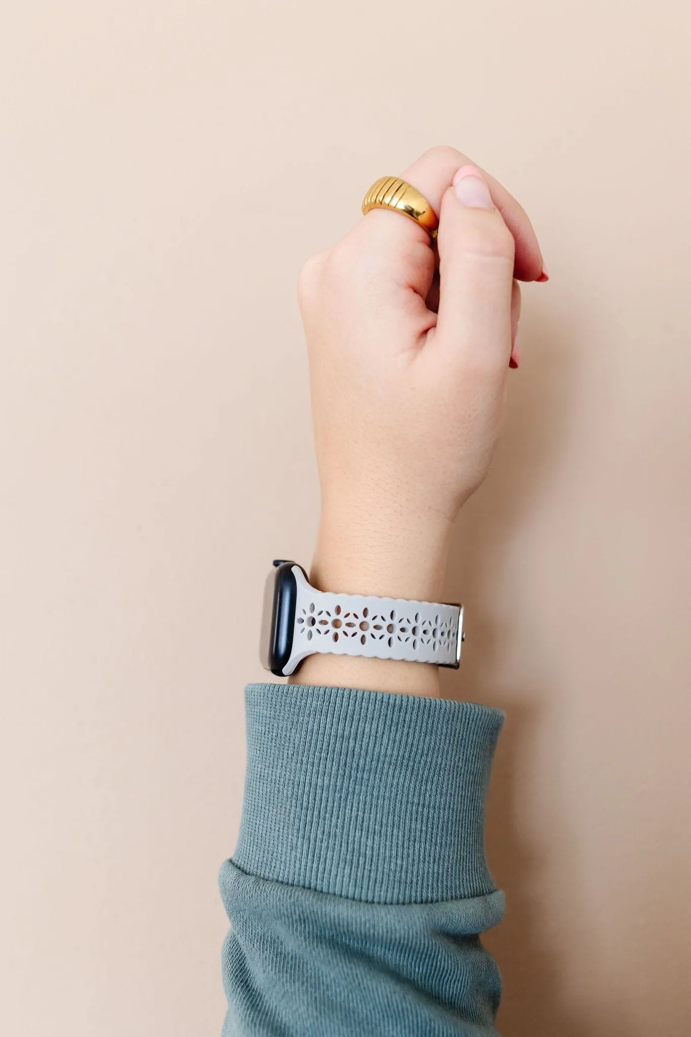 Samsung Cloudy Gray Floral Silicone Watch Band