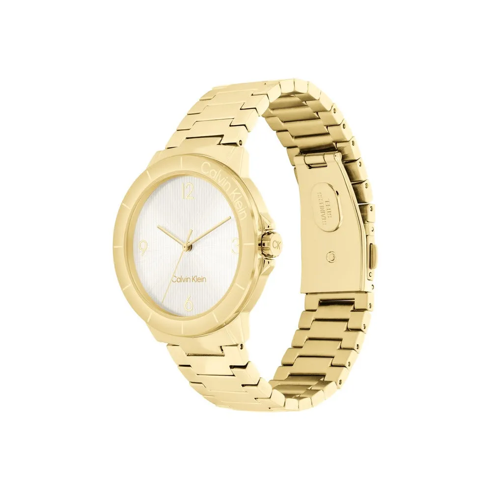 Women Vivacious Gold 36mm Watch